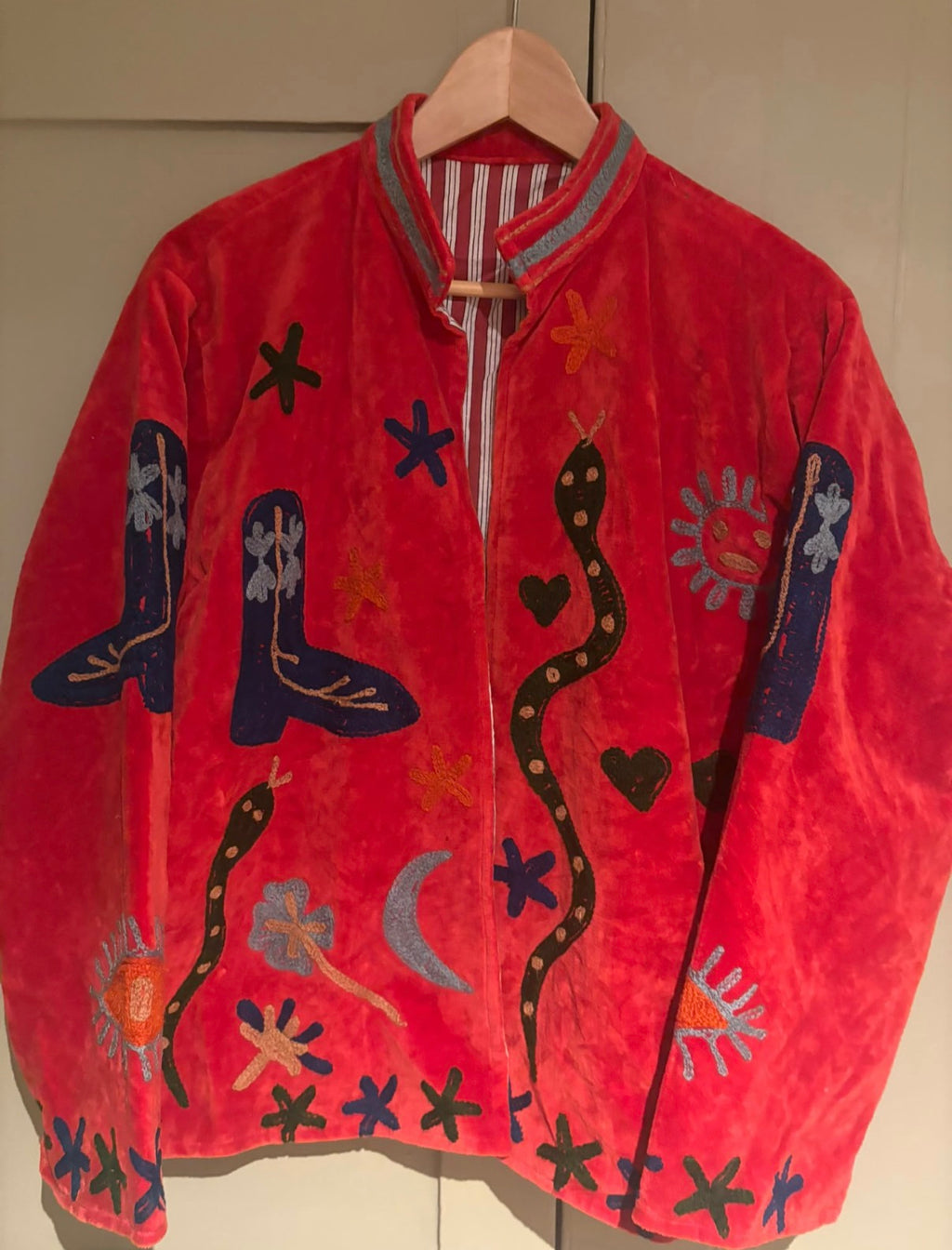 Beautiful Handmade Embroidered Velvet Jacket with cotton lining UK 8-14