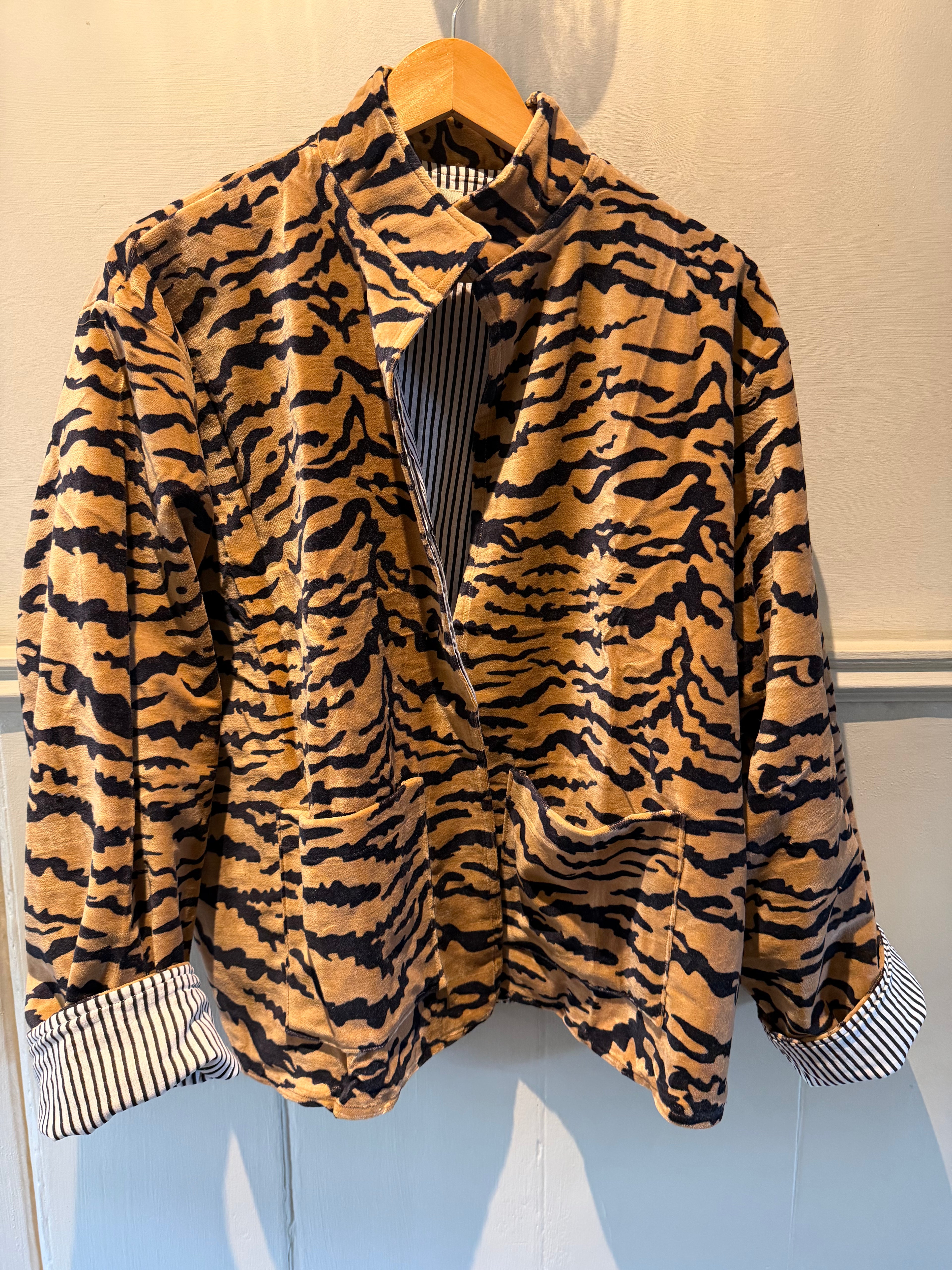 Beautiful Handmade block print Velvet Jacket with cotton lining UK 8-14 pockets on front